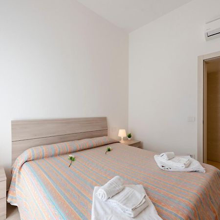 La Suite 2 Ondina Viareggio 200M From Sea - Happy Rentals Eksteriør bilde