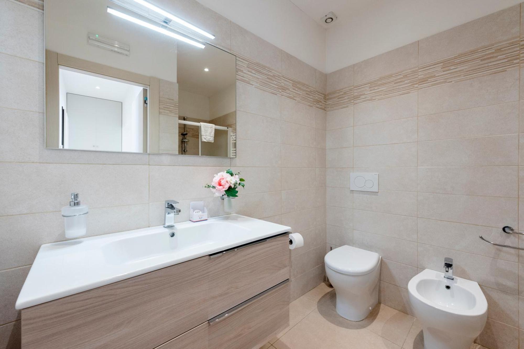 La Suite 2 Ondina Viareggio 200M From Sea - Happy Rentals Eksteriør bilde