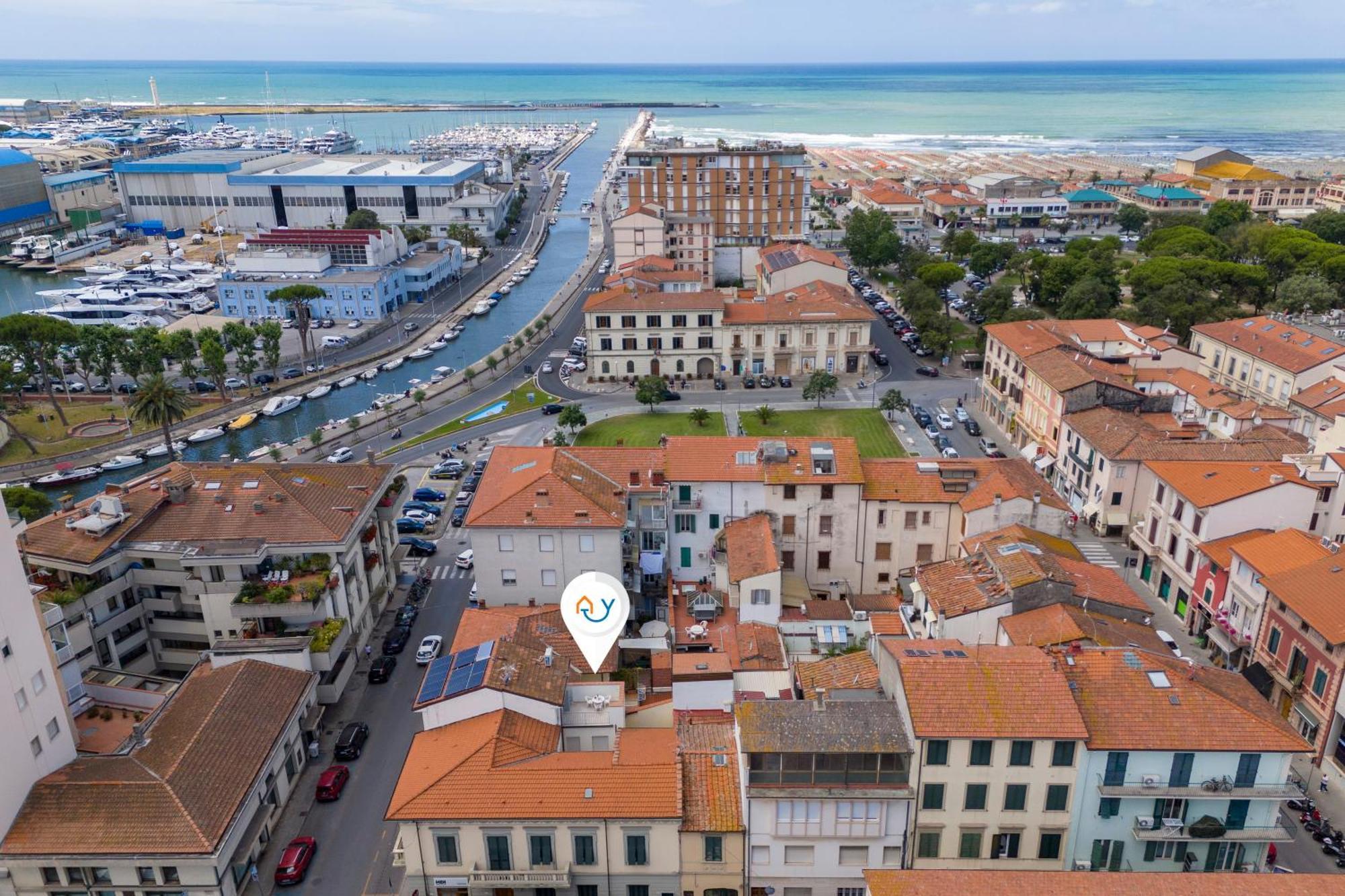 La Suite 2 Ondina Viareggio 200M From Sea - Happy Rentals Eksteriør bilde